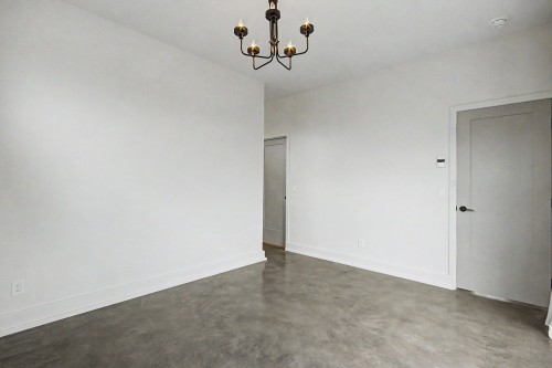Chambre à coucher principale - 73 Rue Dumont, Lac-Brome, QC - Indoor Photo Showing Other Room