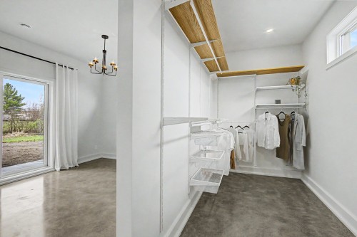 Penderie (Walk-in) - 73 Rue Dumont, Lac-Brome, QC - Indoor
