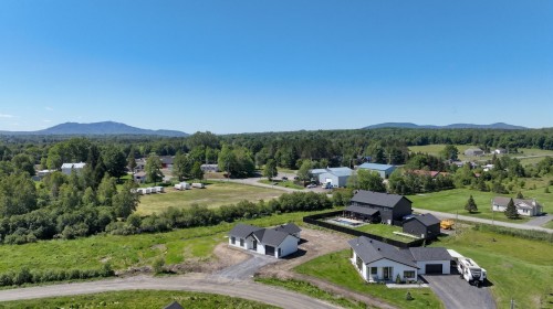 Photo aérienne - 73 Rue Dumont, Lac-Brome, QC - Outdoor With View