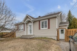 613Z  - 615Z Rue des Trembles  Québec (La Haute-Saint-Charles), QC G3G 2G2