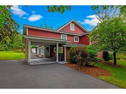 25 Cluney's Road Conception Bay South, NL A1X 7L7