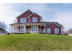 698 Frampton Moncton, NB E1G 4Z4