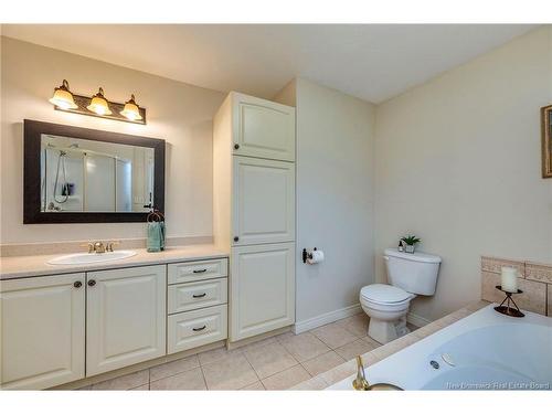 698 Frampton, Moncton, NB 