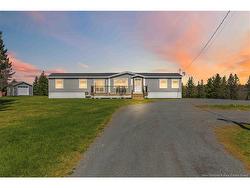 184 Riverside DR Fredericton Junction, NB E5L 1V9