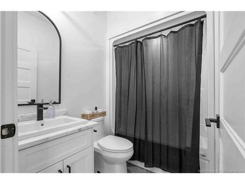 188 Mitchell Wayne Dr, Fredericton, NB 