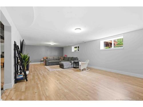 188 Mitchell Wayne Dr, Fredericton, NB 