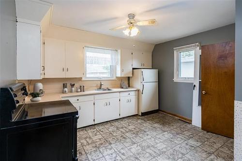 43 Richardson Ave, Winnipeg, MB 