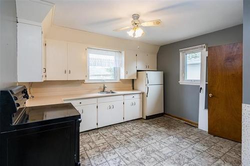 43 Richardson Ave, Winnipeg, MB 