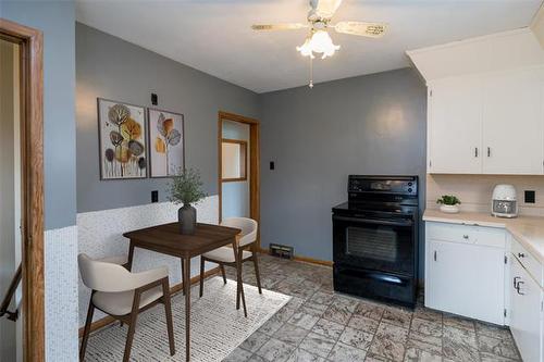 43 Richardson Ave, Winnipeg, MB 
