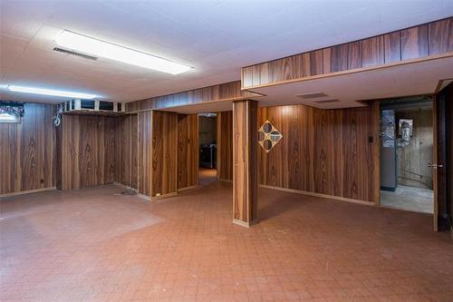 43 Richardson Ave, Winnipeg, MB 