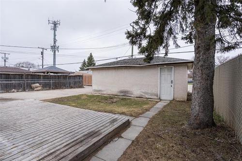 43 Richardson Ave, Winnipeg, MB 