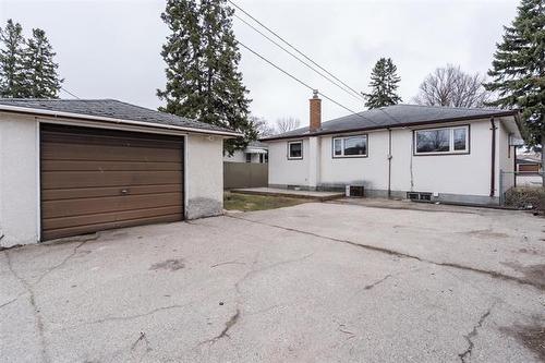 43 Richardson Ave, Winnipeg, MB 