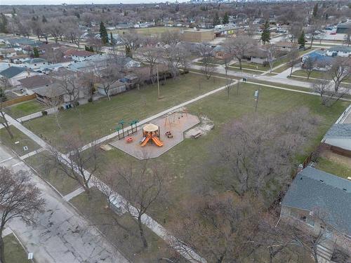 43 Richardson Ave, Winnipeg, MB 