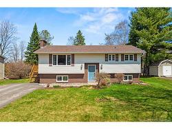 66 Berkley DR  New Maryland, NB E3C 1C4