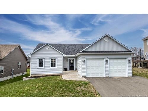 109 Mitchell Wayne Dr, Fredericton, NB 