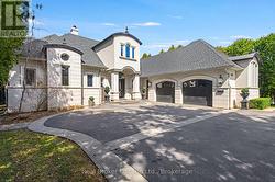 4507 LAKESHORE ROAD  Burlington (Shoreacres), ON L7L 1B3