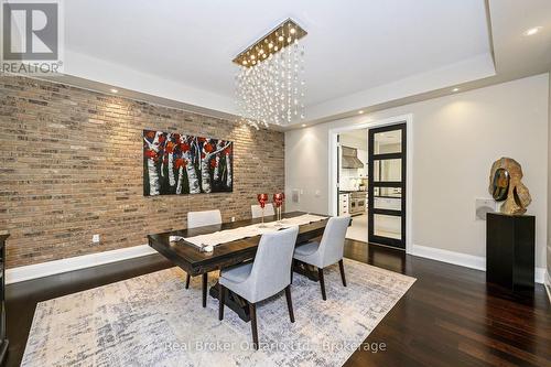 4507 Lakeshore Road, Burlington (Shoreacres), ON - Indoor Photo Showing Dining Room
