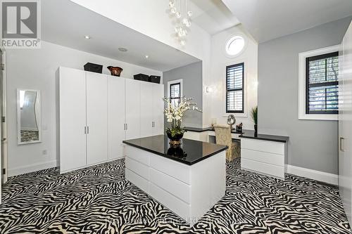 4507 Lakeshore Road, Burlington (Shoreacres), ON - Indoor Photo Showing Other Room