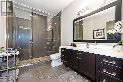 4507 Lakeshore Road, Burlington (Shoreacres), ON - Indoor Photo Showing Bathroom