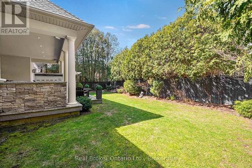 4507 Lakeshore Road, Burlington (Shoreacres), ON - Outdoor
