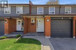 5 - 1616 HAIG BOULEVARD  Mississauga, ON L5E 3C9