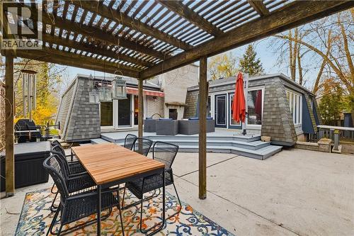 459 Lee Avenue, Waterloo, ON - Outdoor With Deck Patio Veranda
