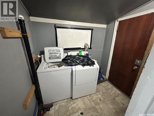 416 J Avenue N, Saskatoon, SK - Indoor Photo Showing Laundry Room