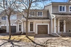 16 MAXTON PRIVATE Ottawa, ON K1J 1J2