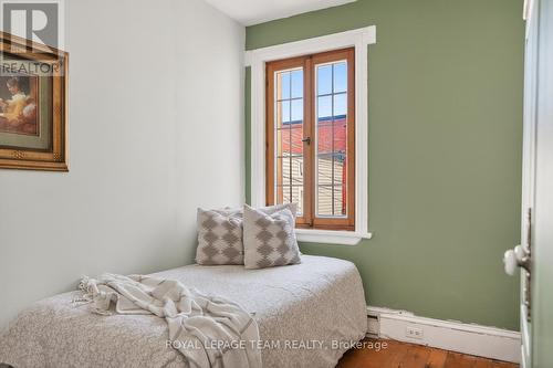 60 - 58 St Andrew Street, Ottawa, ON - Indoor Photo Showing Bedroom