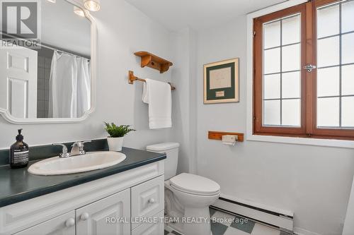 60 - 58 St Andrew Street, Ottawa, ON - Indoor Photo Showing Bathroom