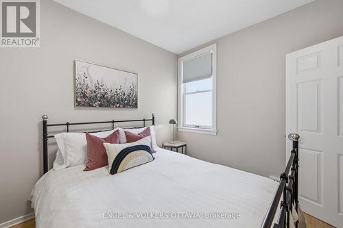 107 Rochester Street, Ottawa, ON - Indoor Photo Showing Bedroom