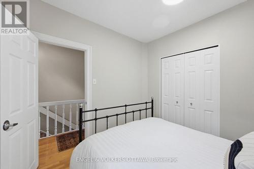107 Rochester Street, Ottawa, ON - Indoor Photo Showing Bedroom