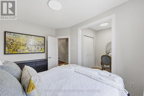 107 Rochester Street, Ottawa, ON - Indoor Photo Showing Bedroom