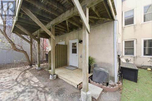 107 Rochester Street, Ottawa, ON -  With Exterior