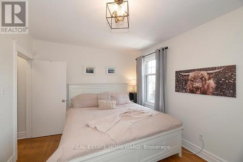 55 Devon Road, Toronto, ON - Indoor Photo Showing Bedroom