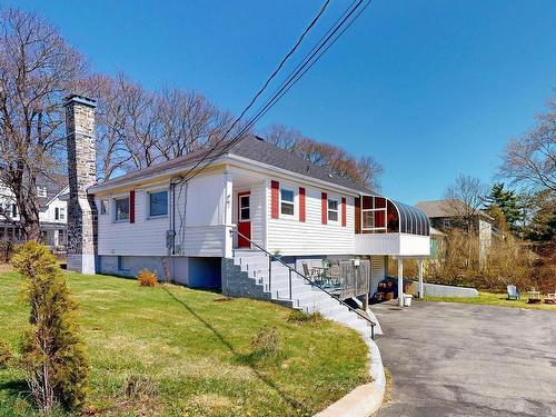 91 York St, Bridgewater, NS 