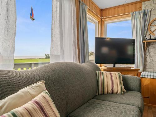 10 Sunrise Lane, Amherst Shore, NS 