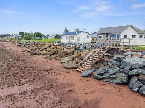 10 Sunrise Lane, Amherst Shore, NS 