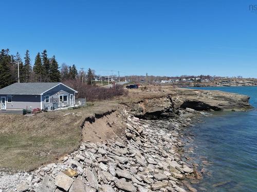 675 Shore Road  Sydney Mines, NS B1V 1A2