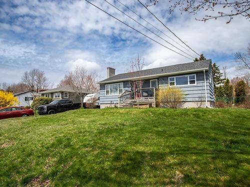 22 Ellenvale Avenue, Dartmouth, NS 