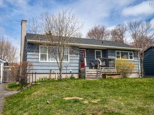 22 Ellenvale Avenue, Dartmouth, NS 