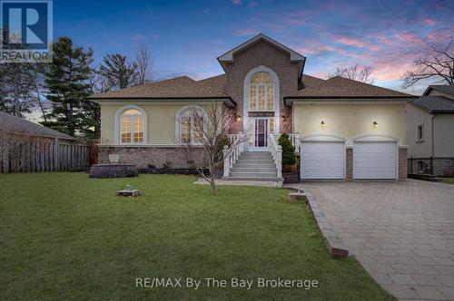 126 29TH STREET N  Wasaga Beach, ON L9Z 2C9