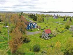 72 Sea Oats Drive  Kings Head, NS B2H 5C4