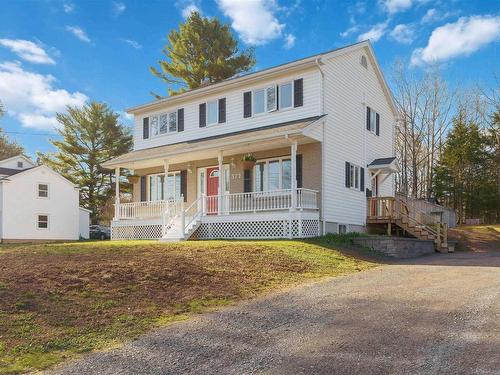 372 Park Street  Kentville, NS B4N 1M9