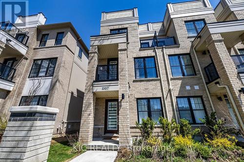 1557 GREEN ROAD  Clarington (Bowmanville), ON L1C 7E5