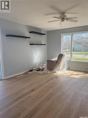 414 3Rd Avenue, Dodsland, SK - Indoor Photo Showing Other Room