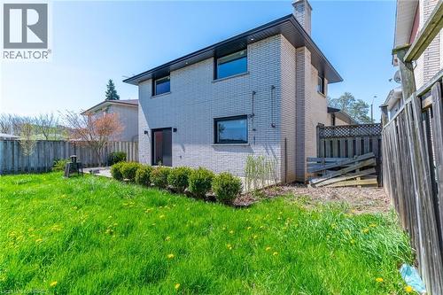 12 Summerlea Drive, Hamilton, ON - Outdoor