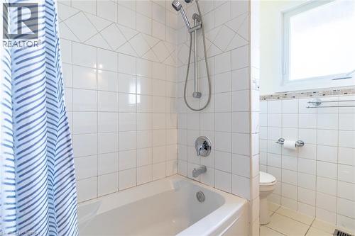 12 Summerlea Drive, Hamilton, ON - Indoor Photo Showing Bathroom