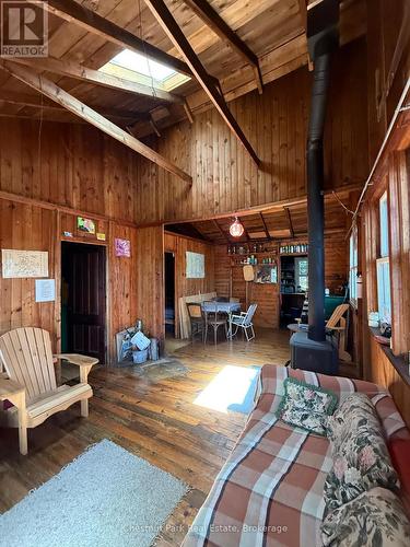 Rustic charm, vaulted ceilings, new woodstove - Apl1136E - 19 Cache Lake, South Algonquin, ON - Indoor