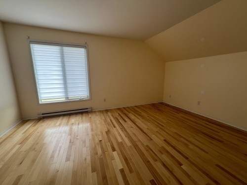 Chambre à coucher principale - 5-7655 Rue Lautrec, Brossard, QC - Indoor Photo Showing Other Room